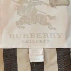 Burberry kids coat 3Y